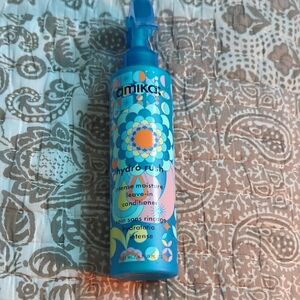 Amika Hydro Rush Intense Moisture Leave-in Conditioner
